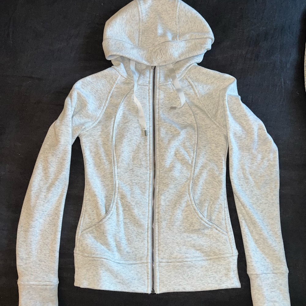 Lululemon Plush Scuba Size 2